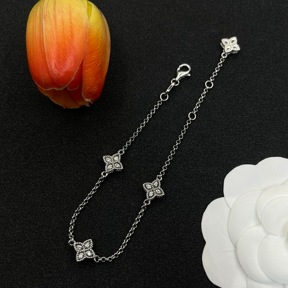 Roberto Coin flower station chain bracelet in Silver Tone, detail view 4