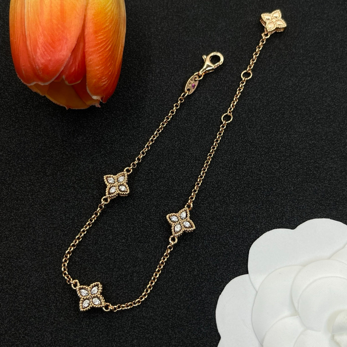 Roberto Coin flower station chain bracelet in Gold Tone, detail view 11