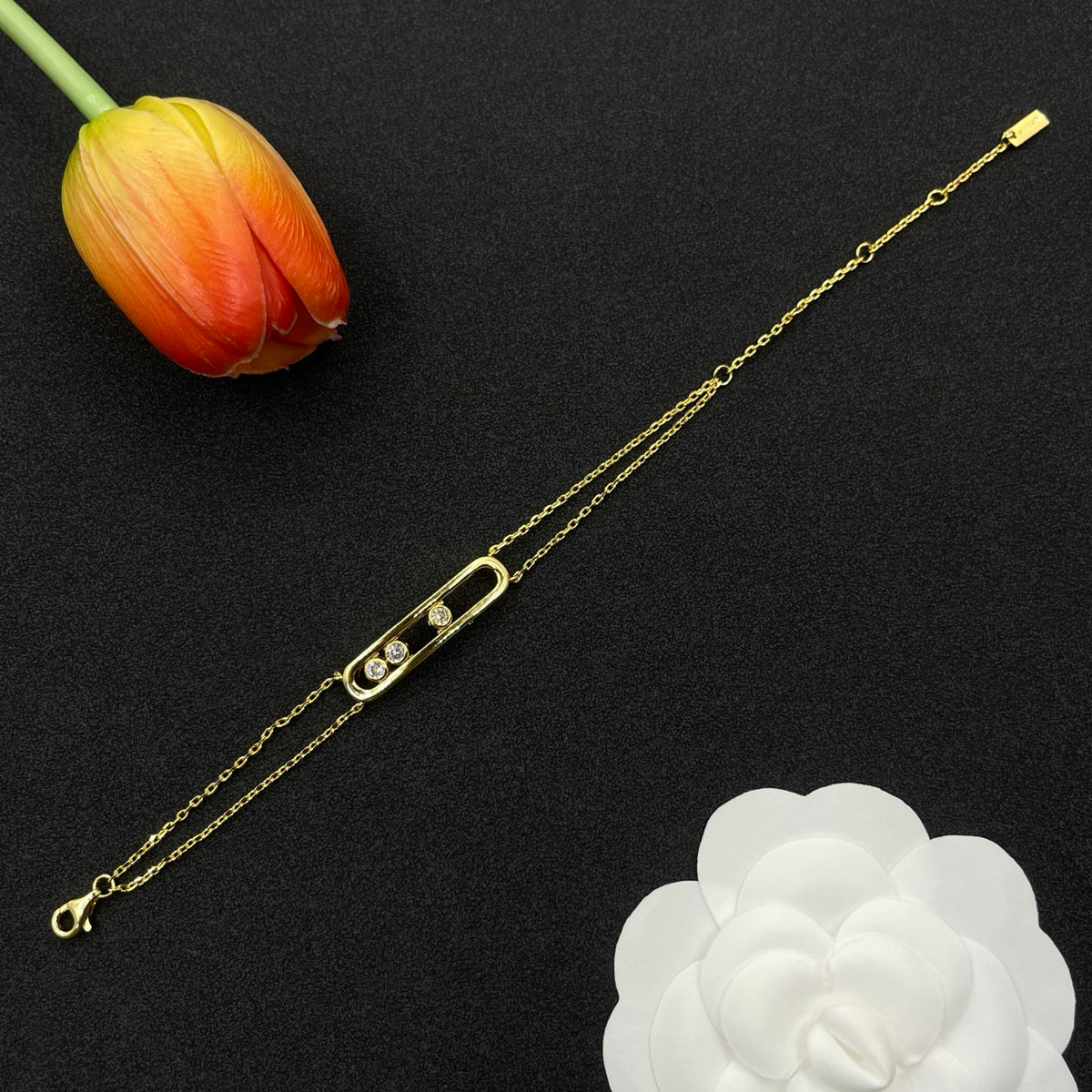 Messika White Accent Link bracelet in Gold Tone, detail view 2