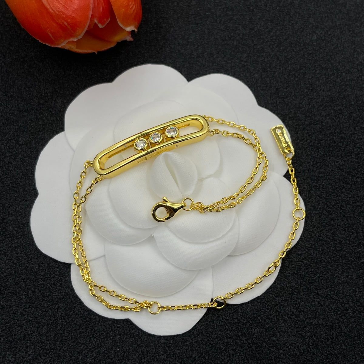Messika White Accent Link bracelet in Gold Tone, detail view 4