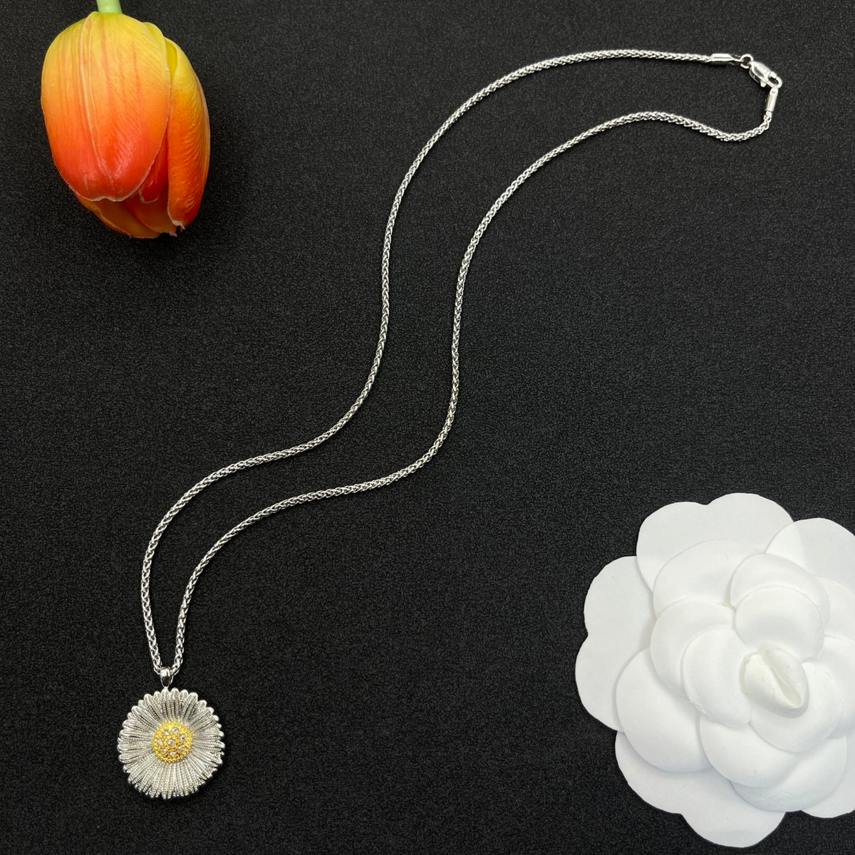 Buccellati sunburst pendant necklace in Silver Tone, detail view 10