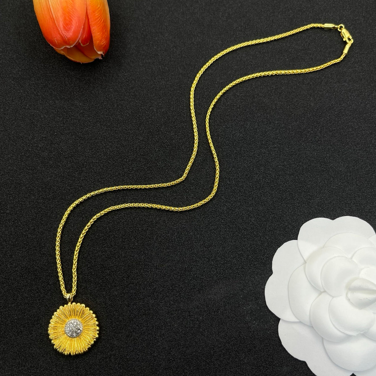 Buccellati sunburst pendant necklace in Gold Tone, detail view 2