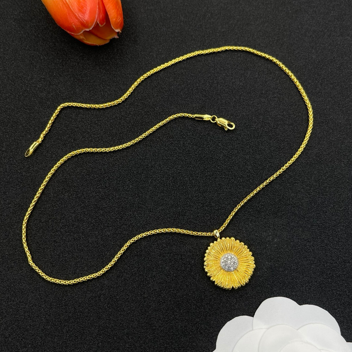 Buccellati sunburst pendant necklace in Gold Tone, detail view 5