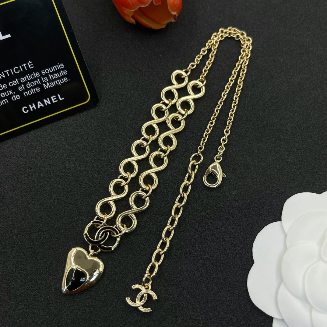 Chanel style necklaces - product photo 3