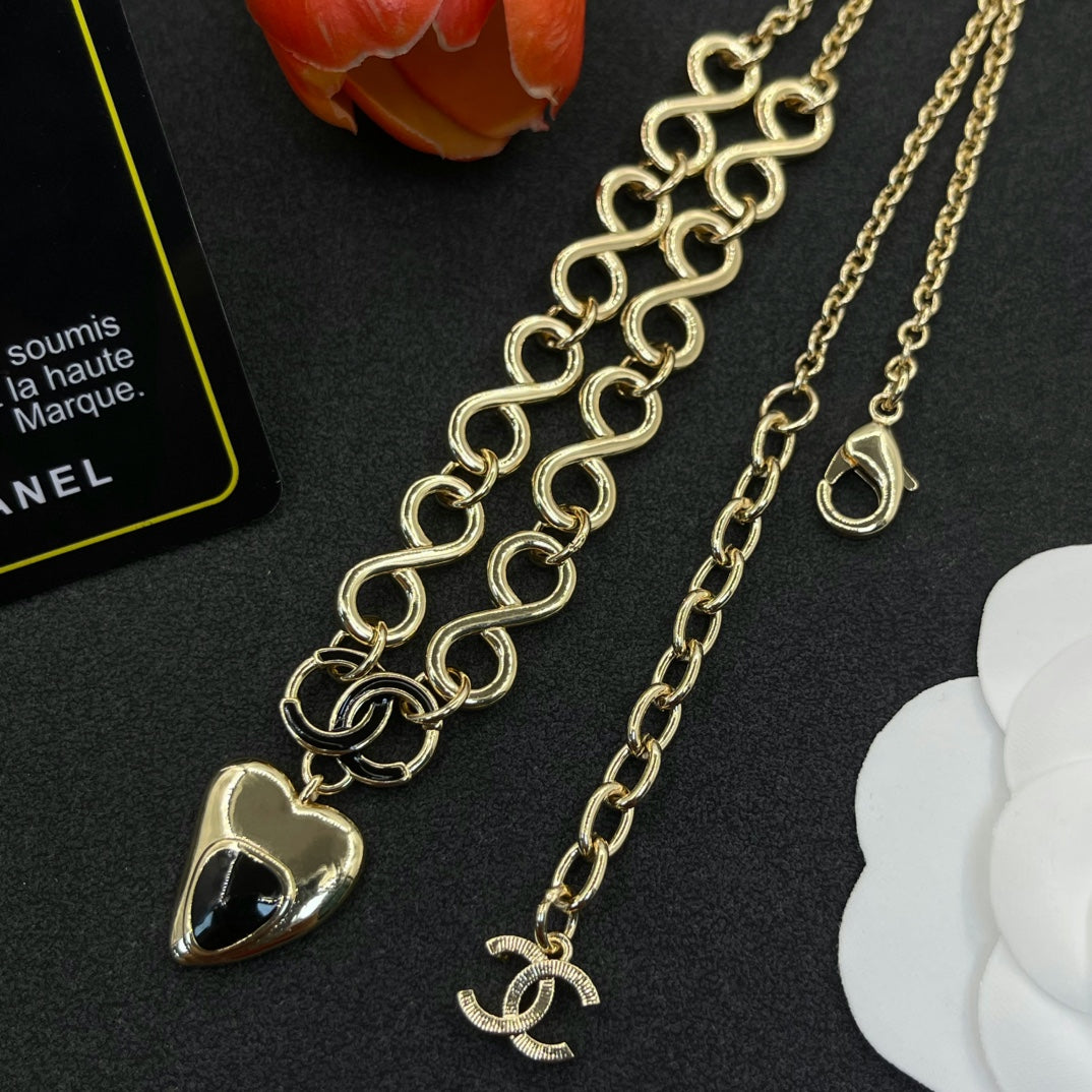 Chanel style necklaces - product photo 4