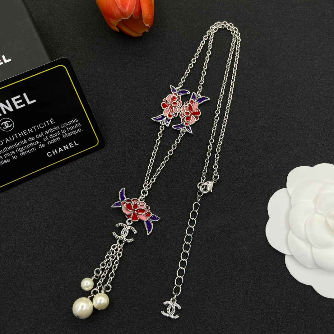 Chanel style necklaces - product photo 5
