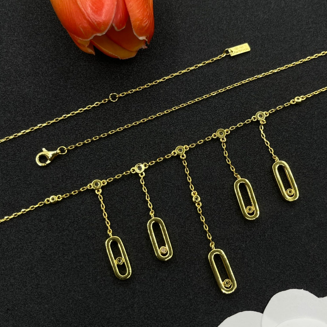 Messika Five-Link Drop necklace in Gold Tone, detail view 15