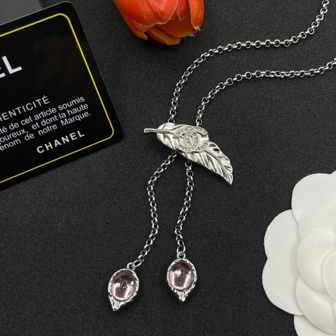 Chanel style necklaces - product photo 4