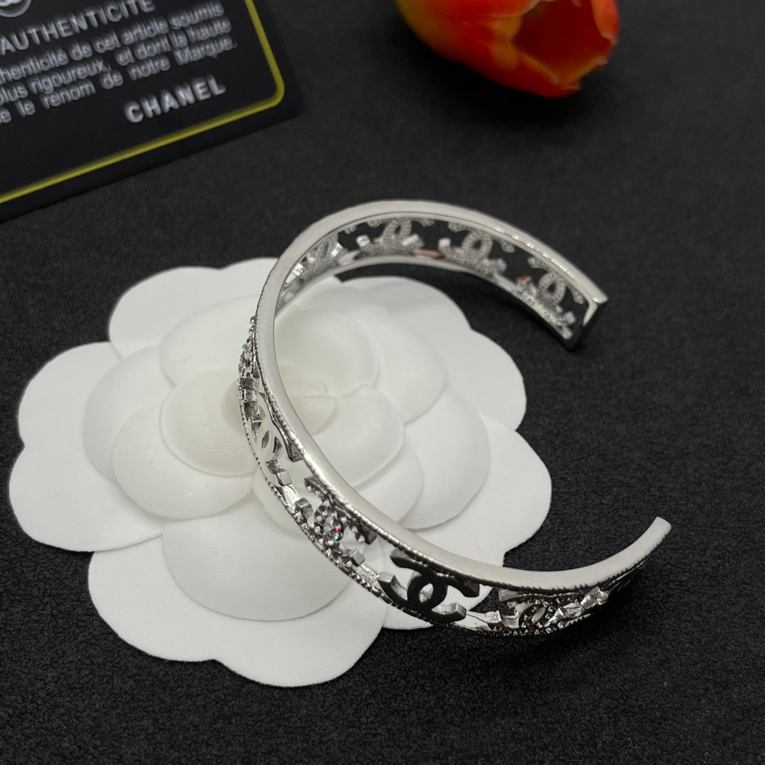 Chanel style bracelets - product photo 5