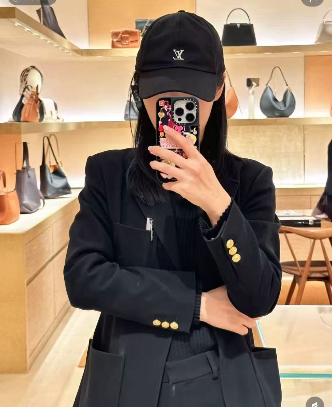 Louis Vuitton Embroidered Baseball Cap - image 9