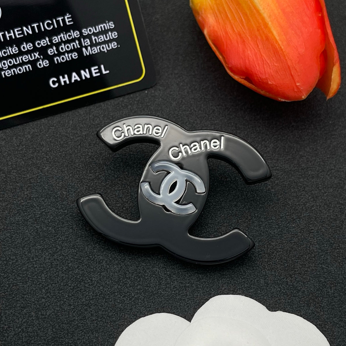 Chanel style brooches - product photo 3