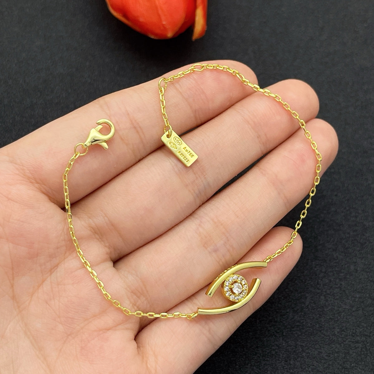 Messika Eye Motif Chain bracelet in Gold Tone, main view