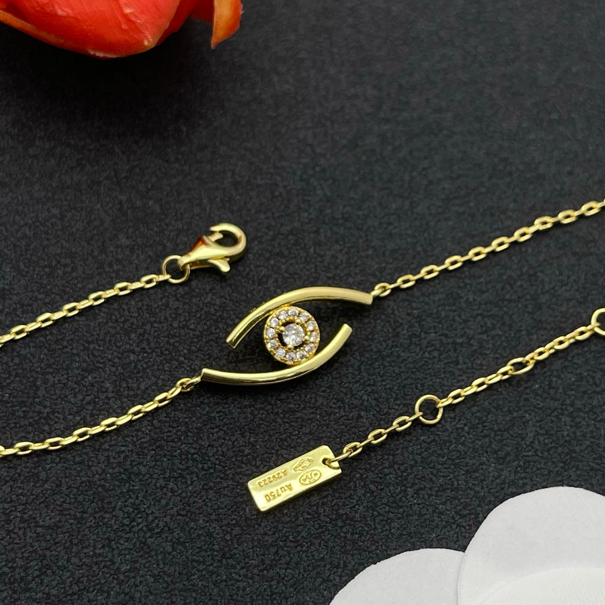 Messika Eye Motif Chain bracelet in Gold Tone, detail view 5