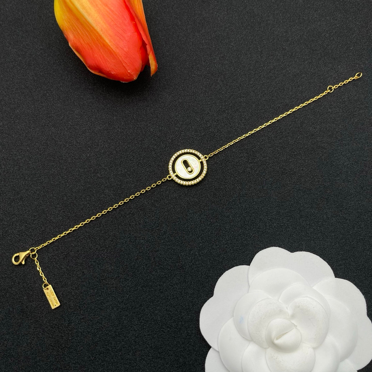 Messika Oval Enamel Bar Chain bracelet in Gold & White, detail view 2