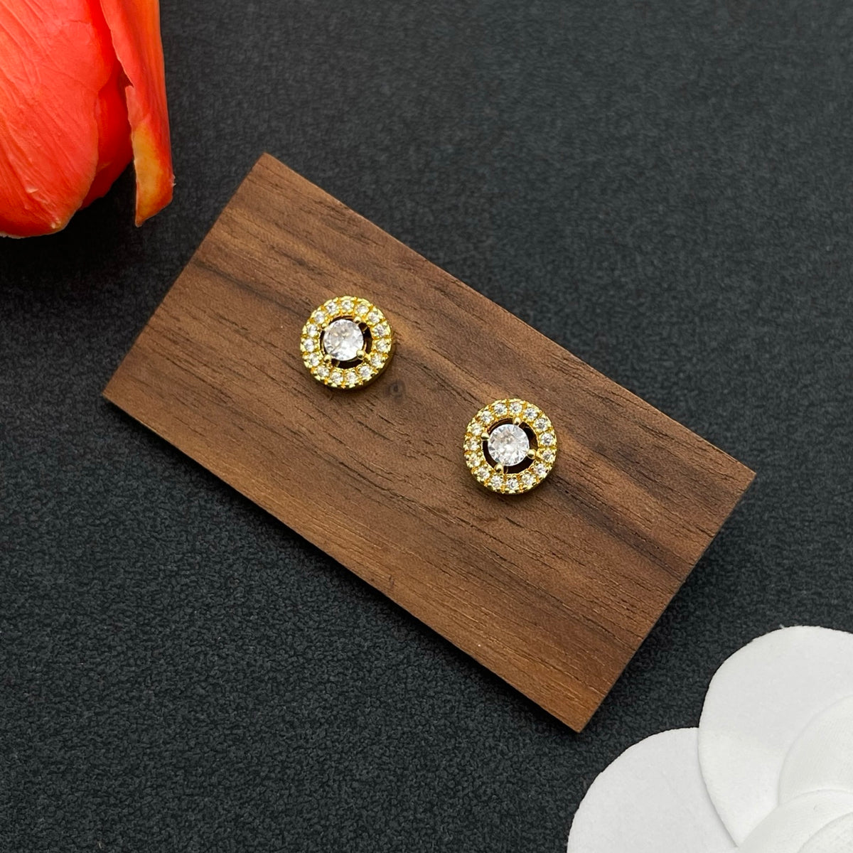 Messika Sunburst Halo Stud earrings in Gold Tone, detail view 4