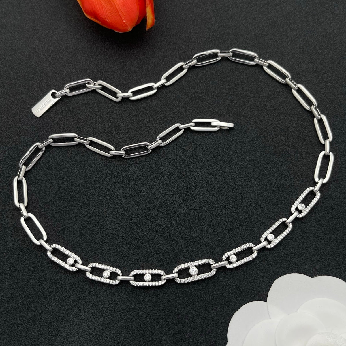 Messika Sculpted Link Chain necklace in Silver Tone, detail view 6