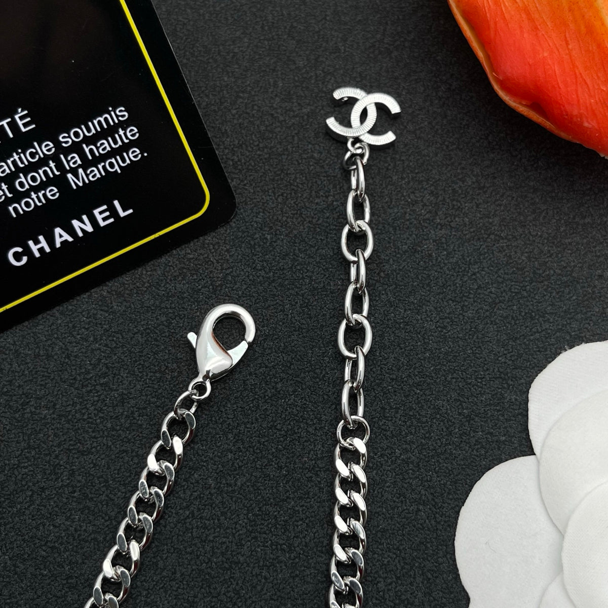 Chanel style bracelets - product photo 4