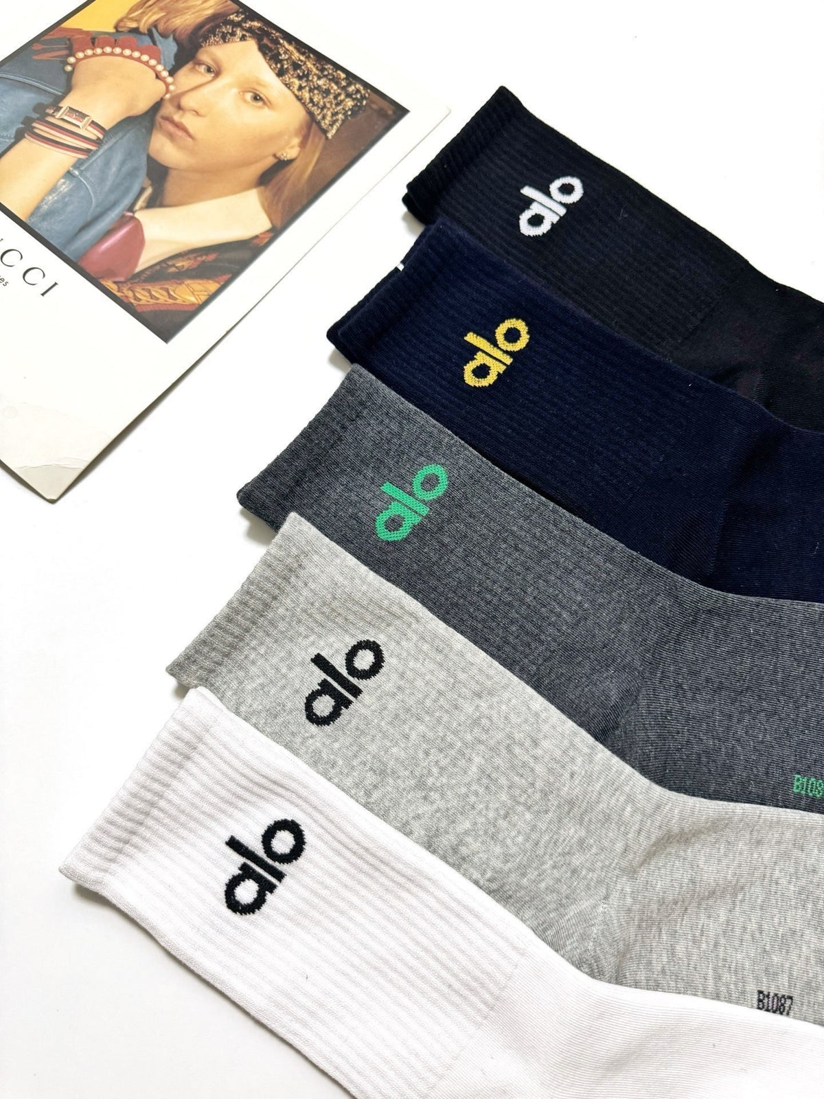Alo Neutral Plain Small Wordmark Cuffs Crew Socks, image 8
