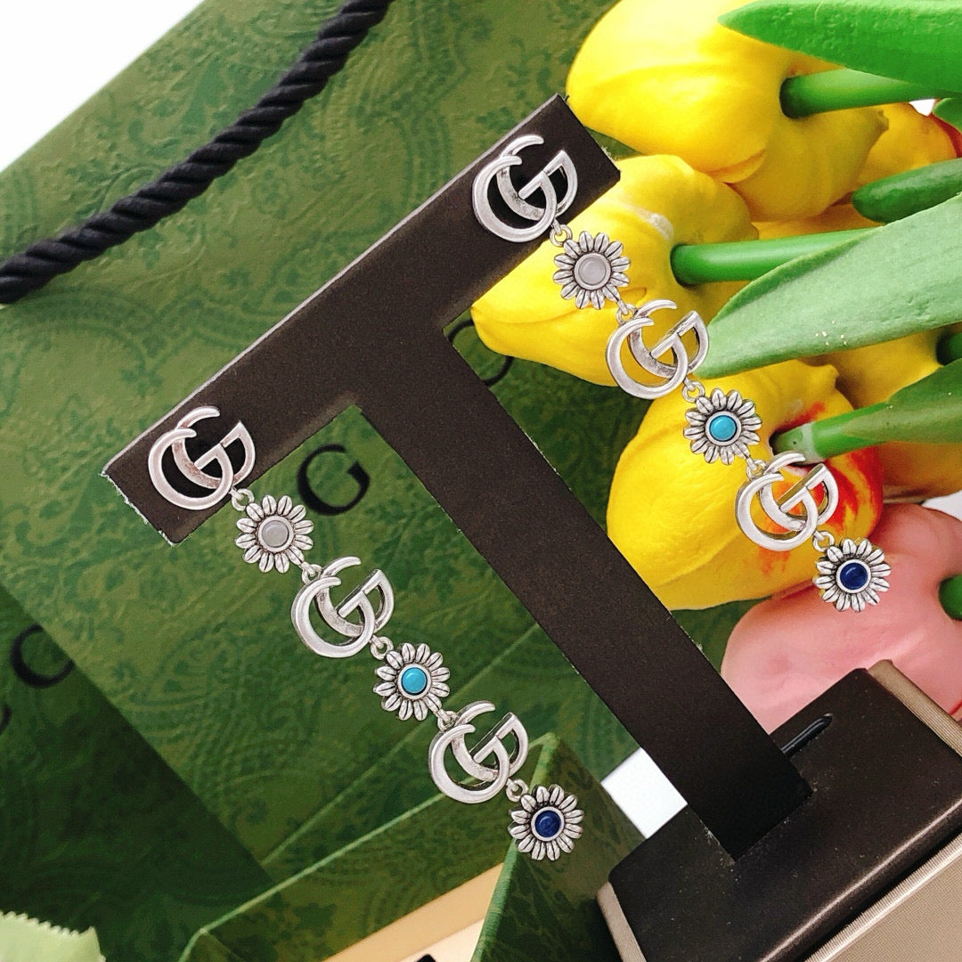 Gucci Floral Stud Earrings – Style 03 - image 5