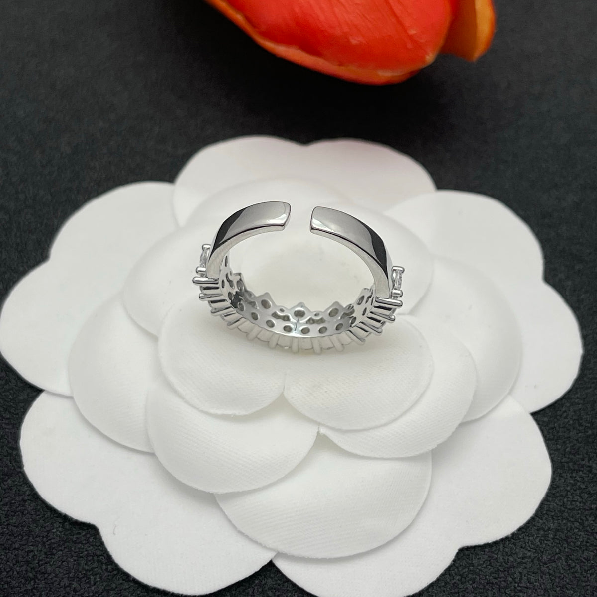 Sif Jakobs crystal crown tiara ring in Silver Tone, detail view 21