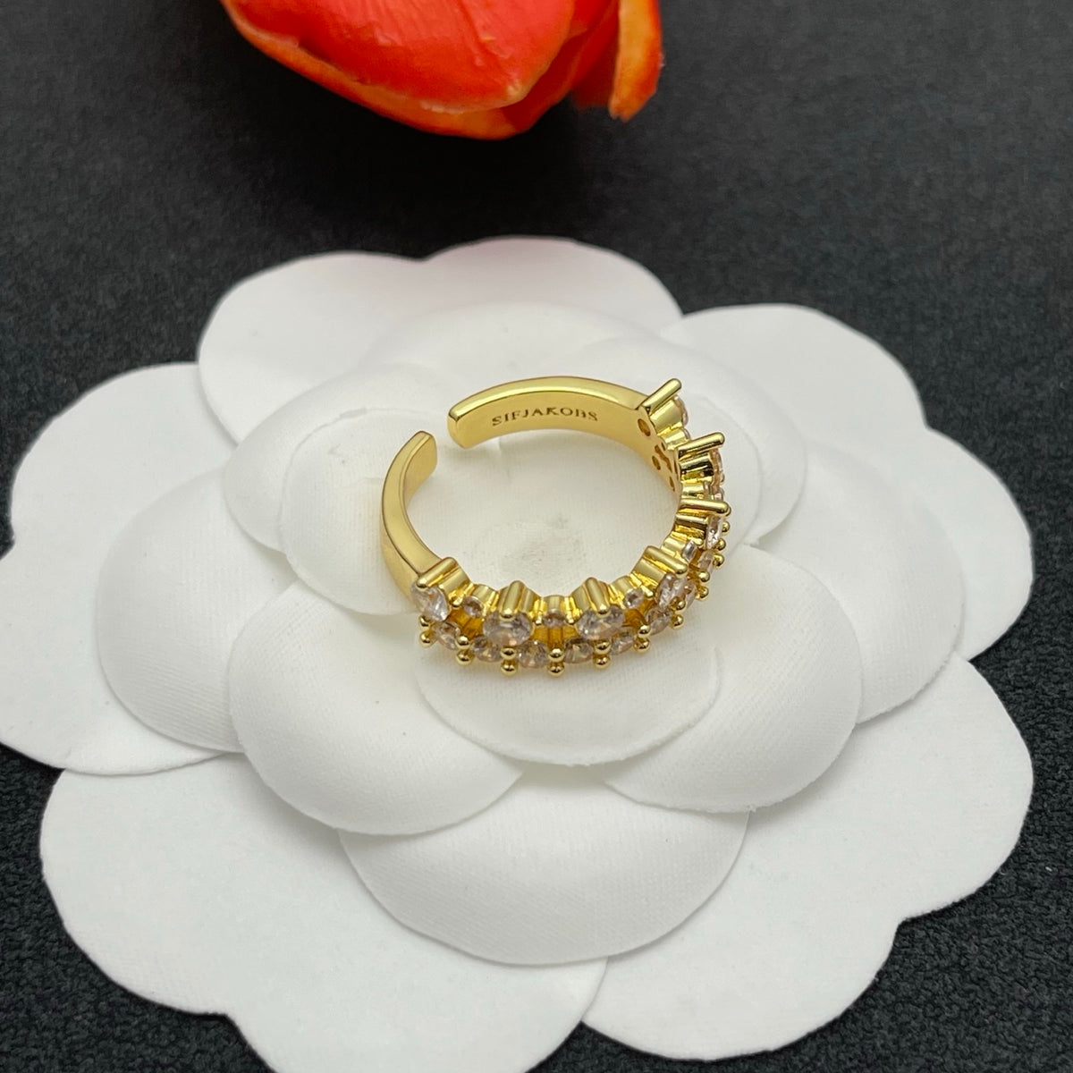 Sif Jakobs crystal crown tiara ring in Gold Tone, detail view 15