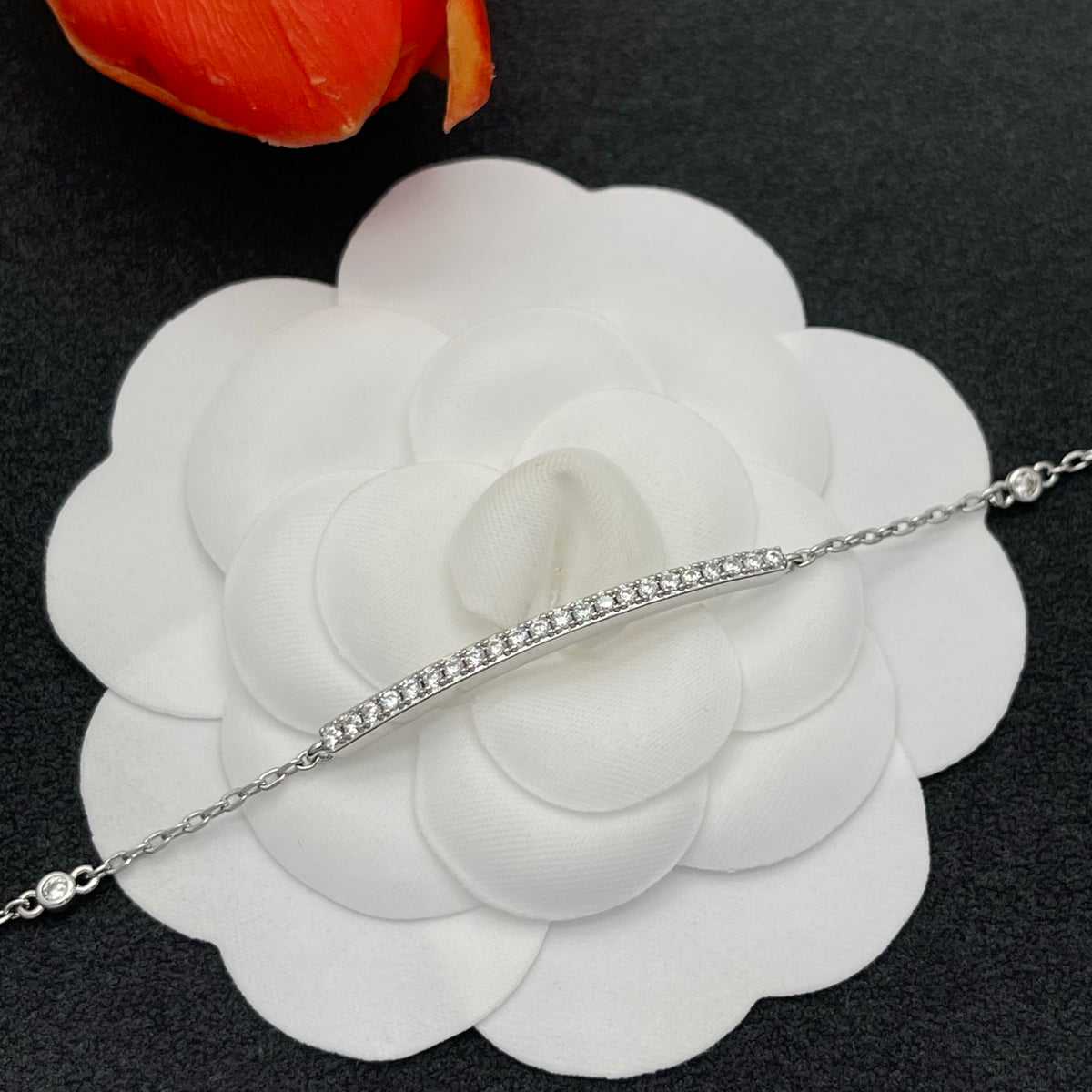 Messika Slim Bar Chain bracelet in Silver Tone, detail view 11