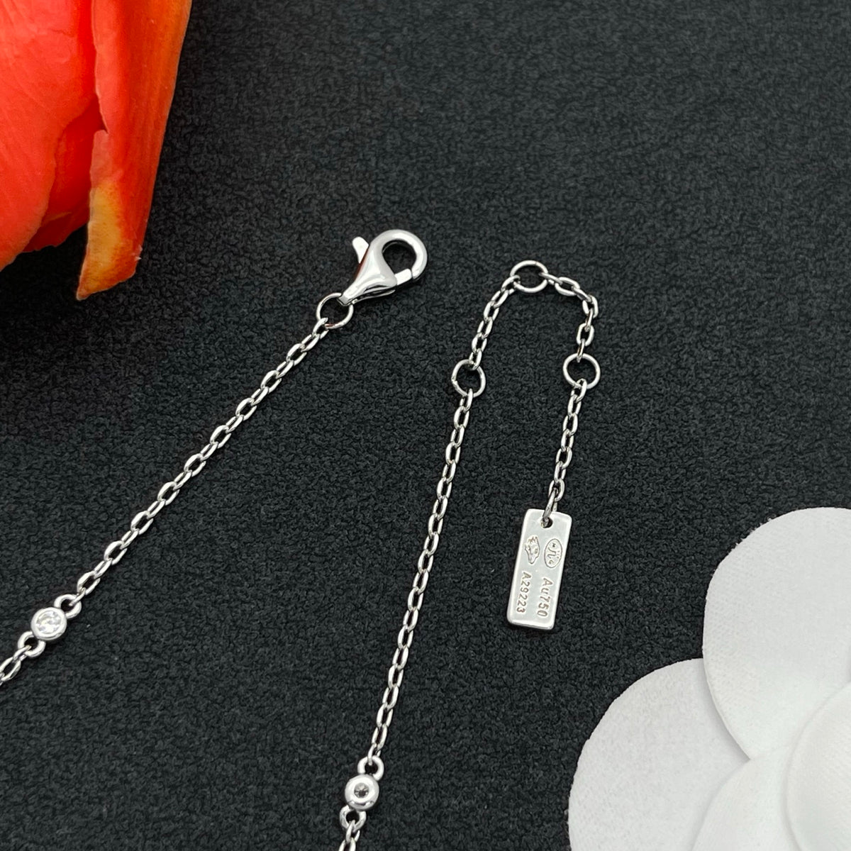 Messika Slim Bar Chain bracelet in Silver Tone, detail view 12