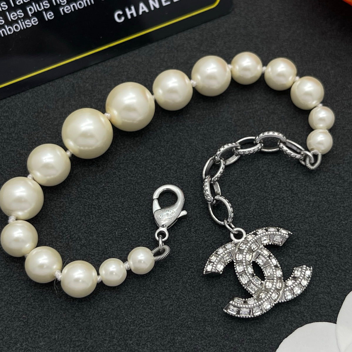 Chanel style bracelets - product photo 7