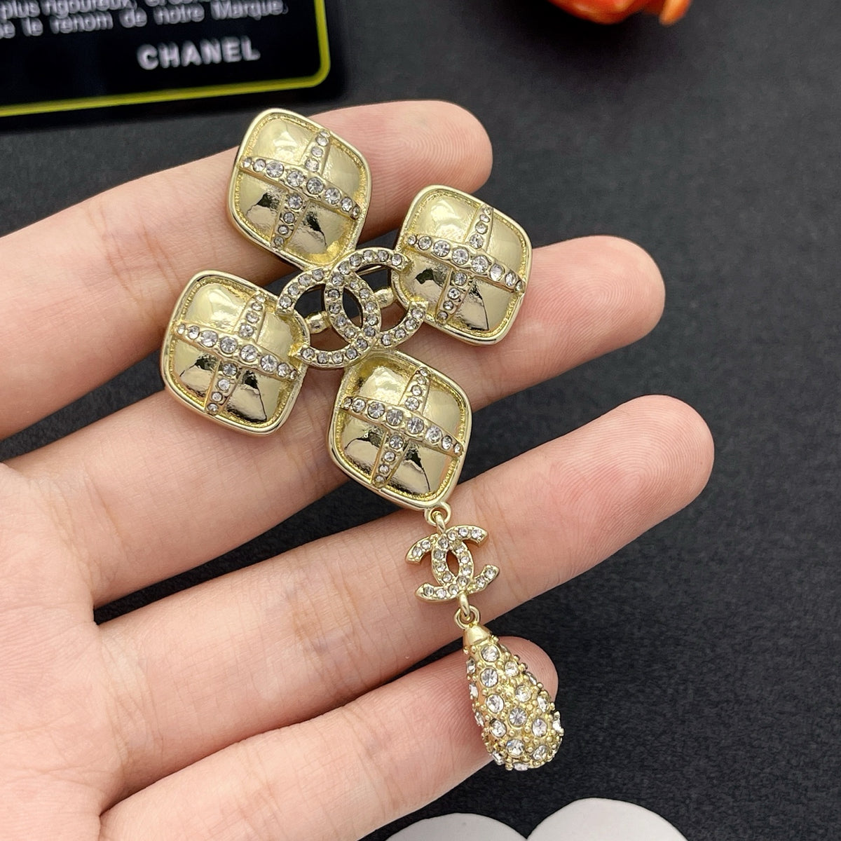 Chanel style brooches - product photo 1