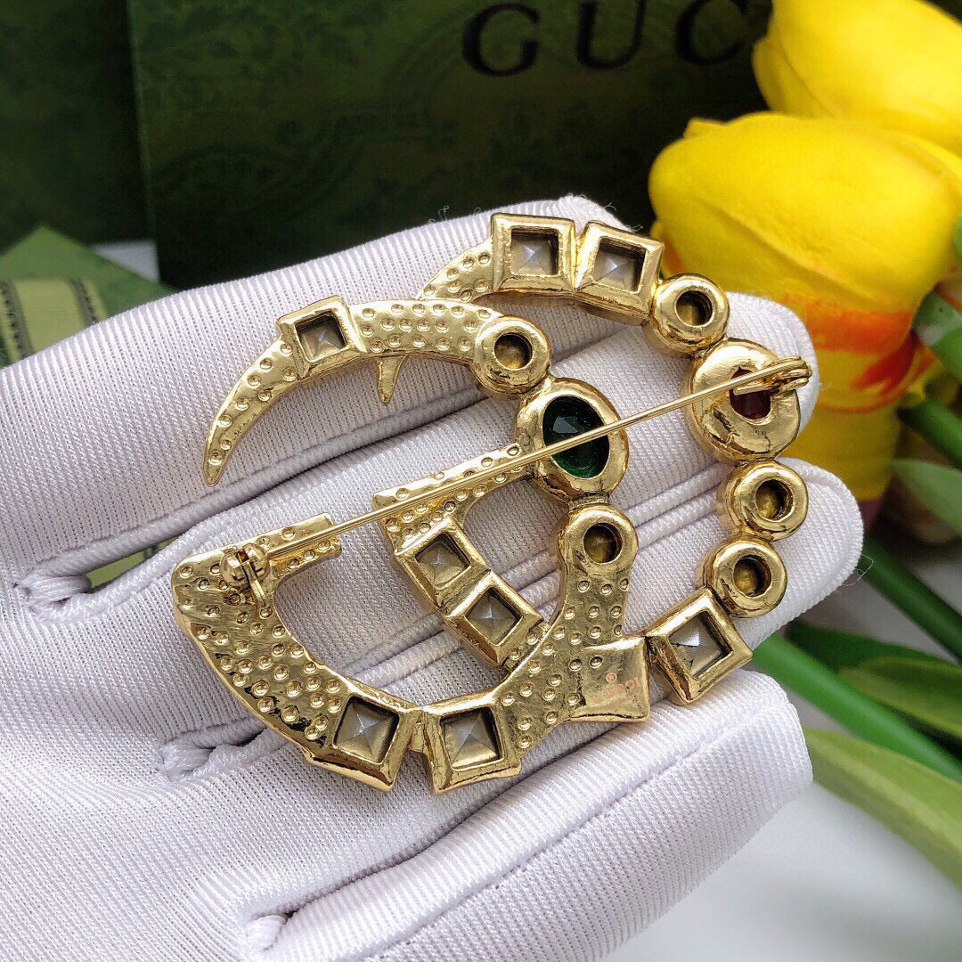 Gucci Crystal Brooch - image 3