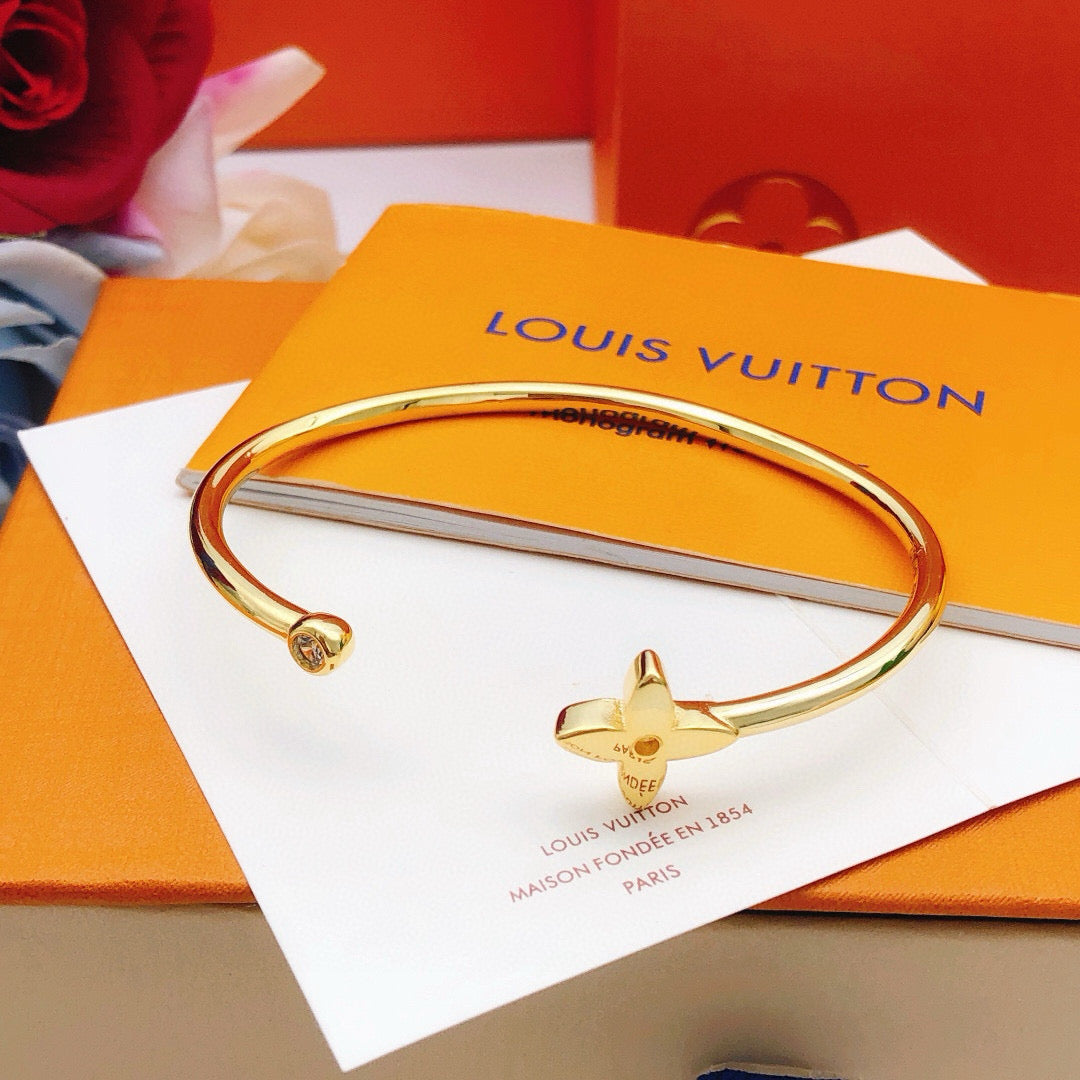 Louis Vuitton Bangle - image 3