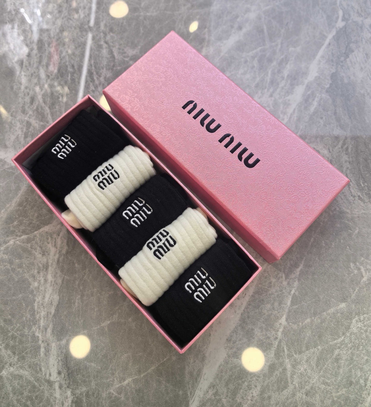 Miu Miu Black Cream Plain Fine Cuff Letters Ankle Socks, image 6