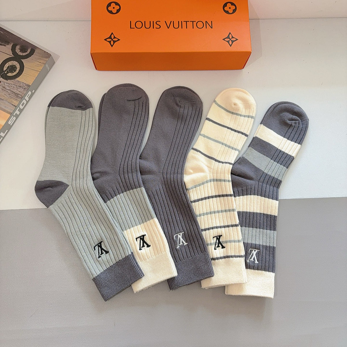 Louis Vuitton Neutral Broad Stripe Cuffs Crew Socks, image 4
