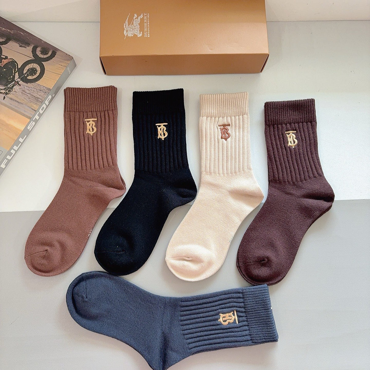 Burberry Brown Black Cream Blue Ribbed Cuffs Crew Socks, image 5