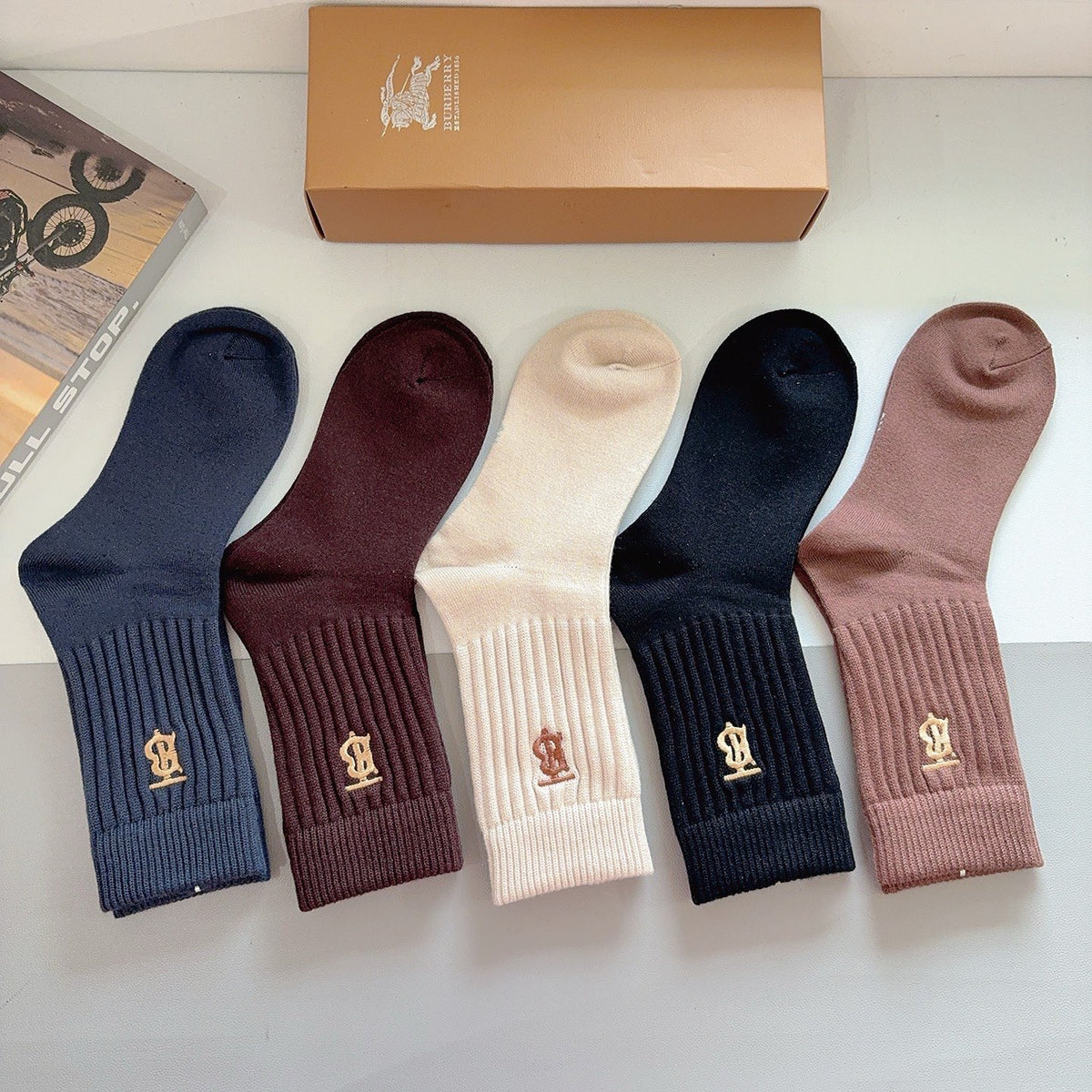 Burberry Brown Black Cream Blue Ribbed Cuffs Crew Socks, image 3