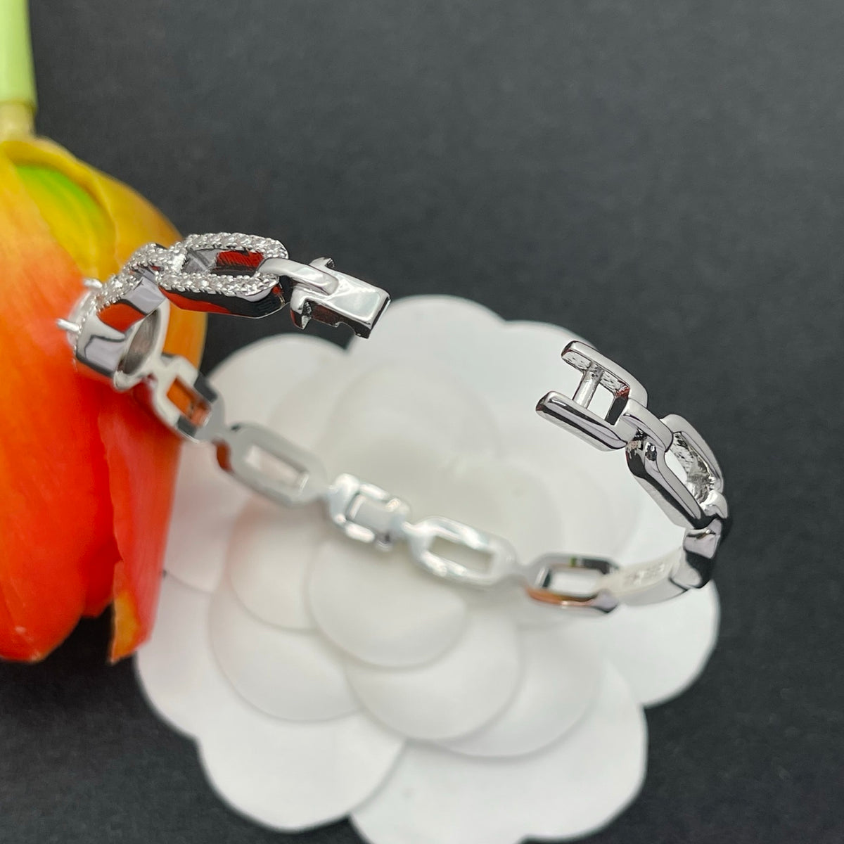 Messika Halo Link Chain bracelet in Silver Tone, detail view 21