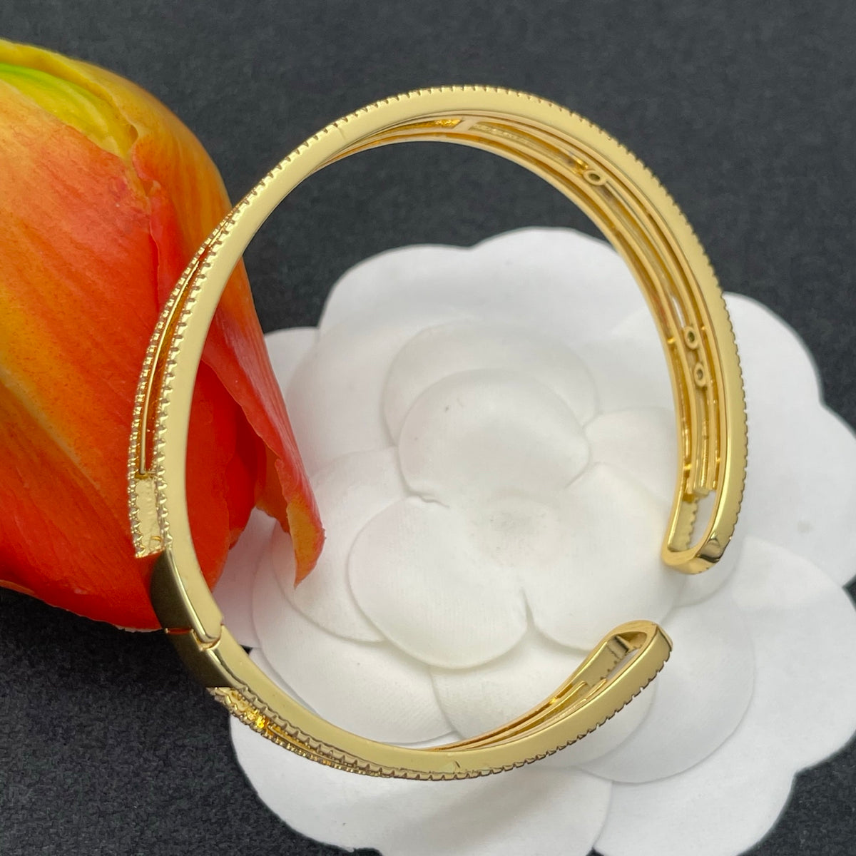 Messika Pavé Open Bar bracelet in Gold Tone, detail view 5