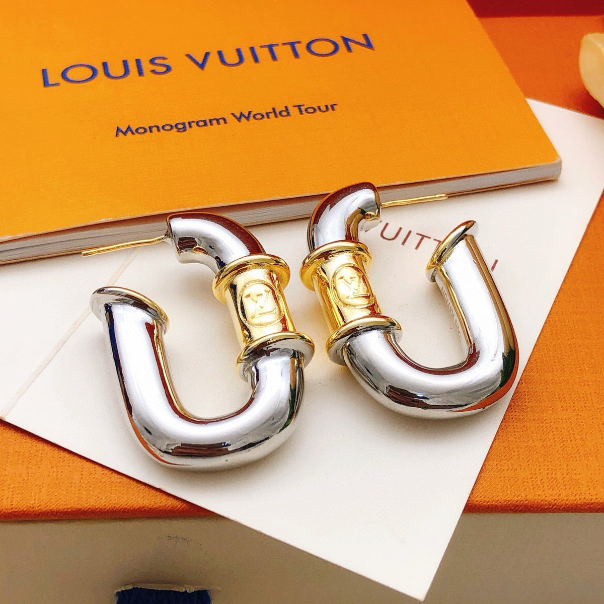 Louis Vuitton Silver-Tone Fashion Accessory – Style 05 - image 3