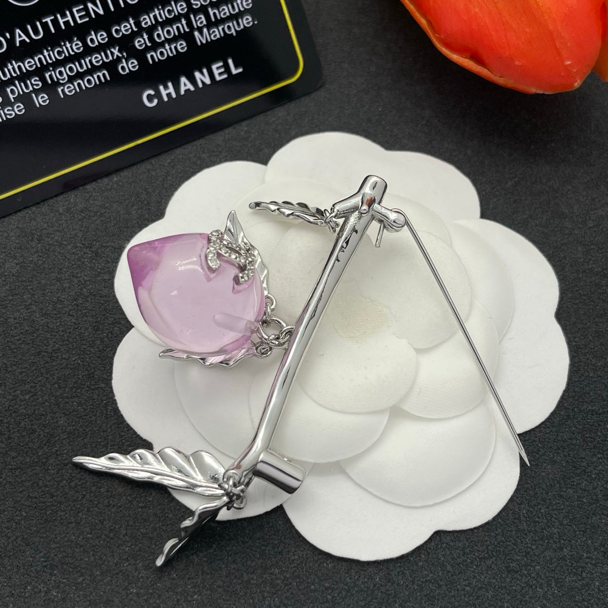 Chanel style brooches - product photo 5