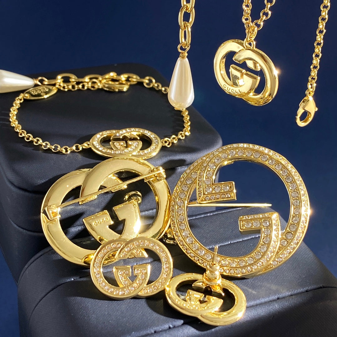 Gucci Double G Pearl Crystal Gold-Tone Jewelry Set – Style 03 - image 9
