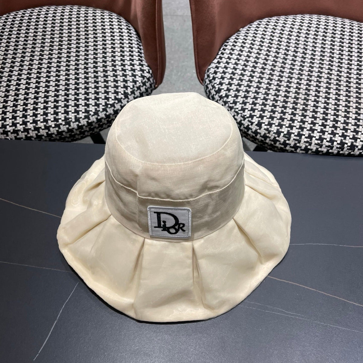 Dior Bucket Hat - image 5