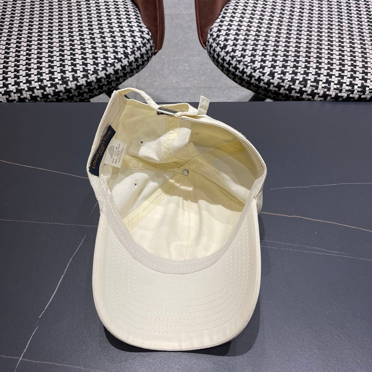 Louis Vuitton Baseball Cap - image 10