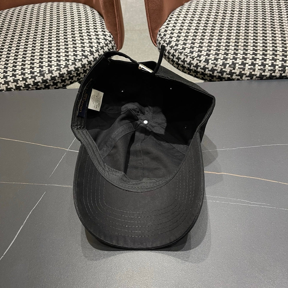 Louis Vuitton Baseball Cap - image 10