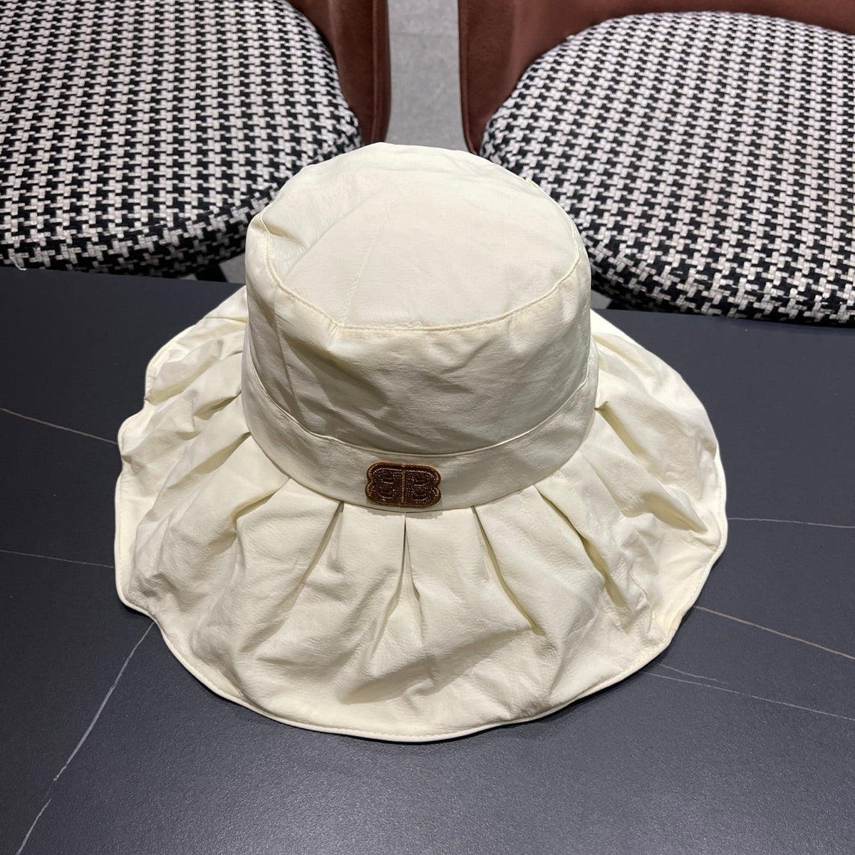 Balenciaga Bucket Hat - image 5