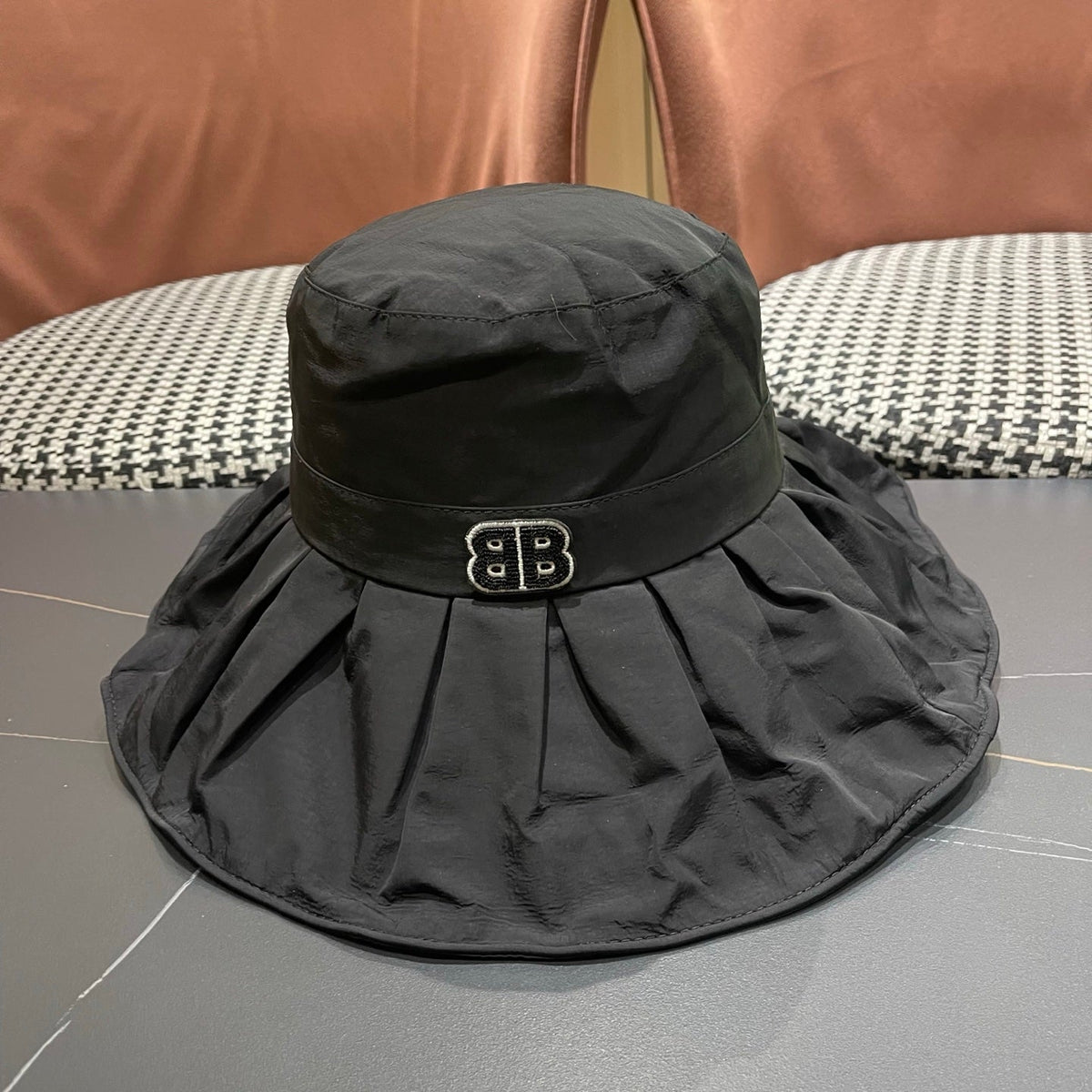 Balenciaga Bucket Hat - image 4