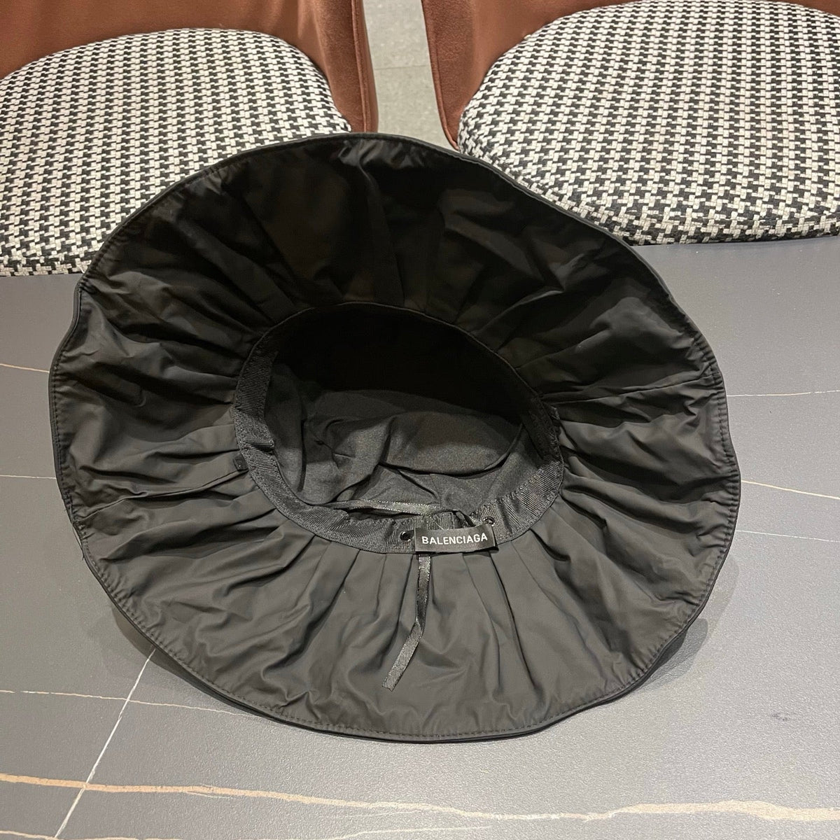 Balenciaga Bucket Hat - image 11
