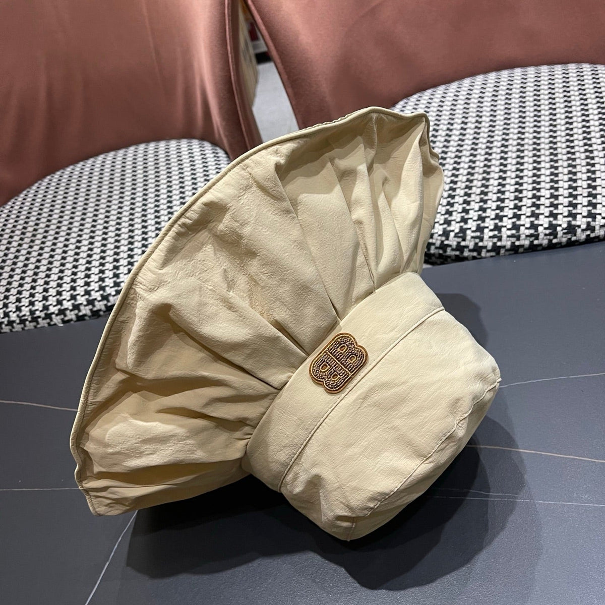 Balenciaga Bucket Hat - image 10