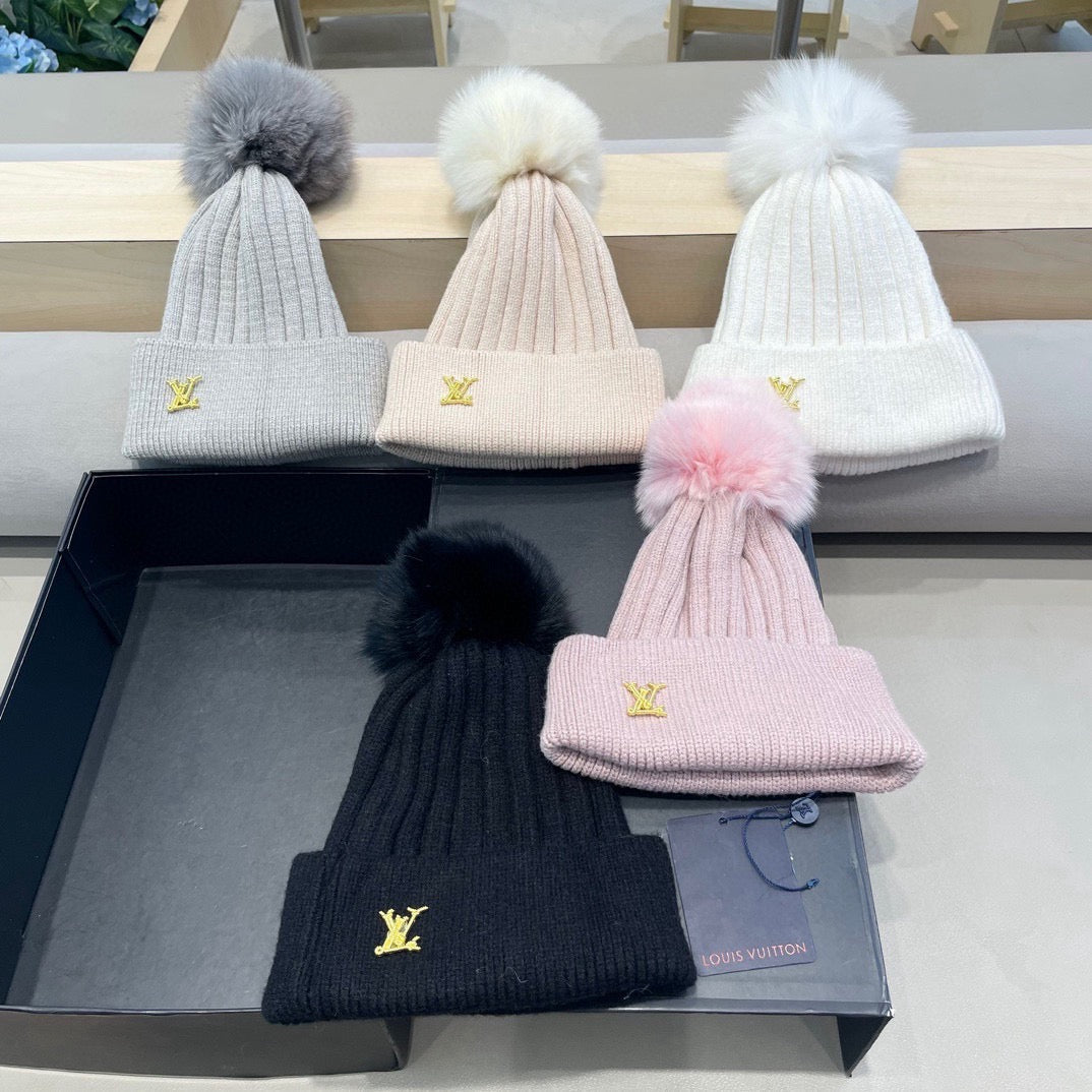 Louis Vuitton Knit Beanie - image 9