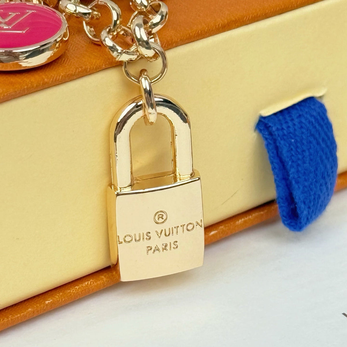 Louis Vuitton Monogram Floral Letter Fashion Accessory - image 6