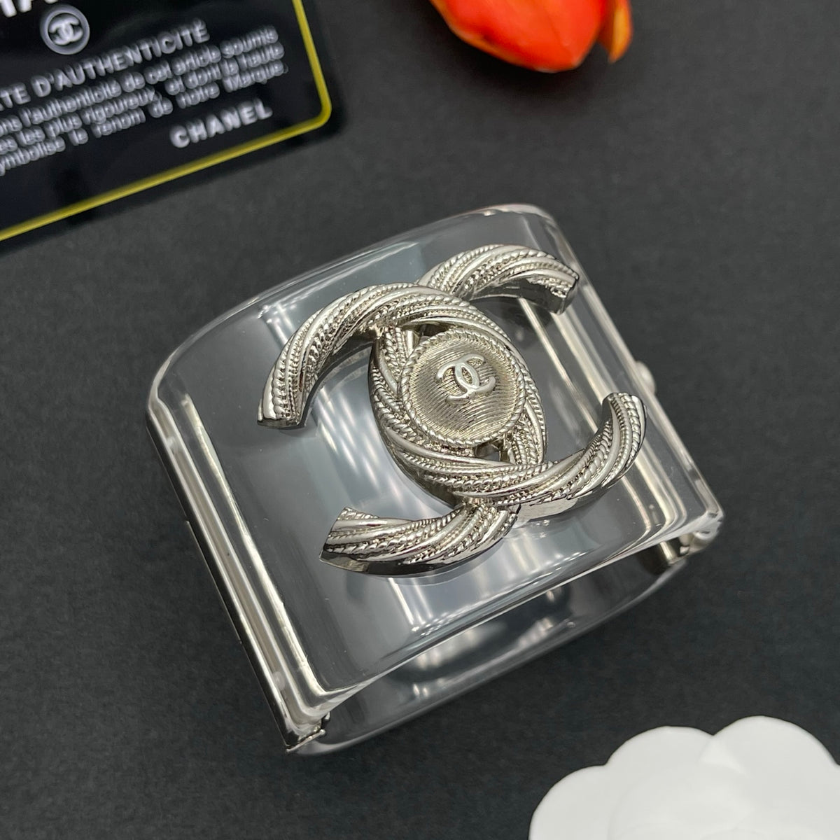 Chanel style acrylic resin bracelets - product photo 2